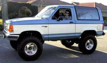 1989 Ford XLT Bronco II with 6" Skyjacker lift kit