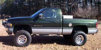 1996 Dodge Ram 1500 4x4 with a Rough Country 5" suspension lift kit