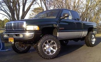 1999 Dodge 2500 Cummins, 3.5" leveling kit