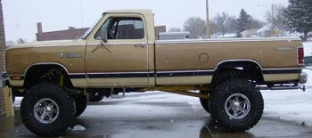 1978 Dodge W200 w/360 4bbl, Skyjacker 8" suspension lift kit, 3" body lift