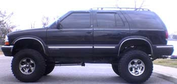 1999 Chevy Blazer limited edition with 6" suspension lift kit, 3" body lift