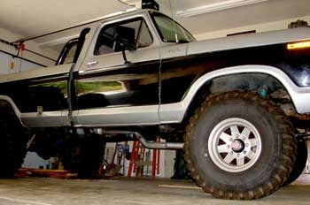 1978 Ford F250 Custom with a 4" suspension lift kit