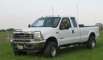 2002 Ford F350 XLT Lariat 7.3 powerstroke diesel with 2.5" Traxda leveling kit