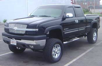 2004 Chevy 2500HD with Fabtech 6" lift kit