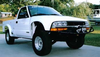 2000 2WD Chevy S10 with 3.5" Fabtech Performance lift kit