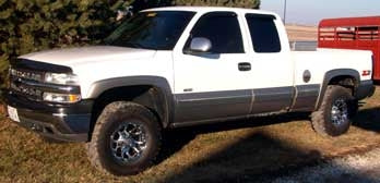 2000 Chevy Silverado 1500 Z71 with Rough Country 2.5" leveling kit