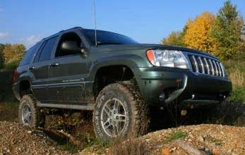 2004 Jeep Grand Cherokee Overland with 6.5" suspension lift kit