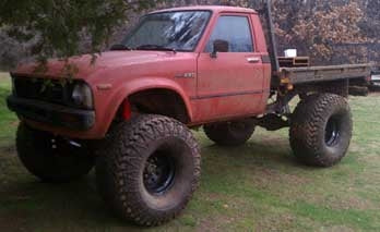 1979 Toyota with Skyjacker 7" lift kit