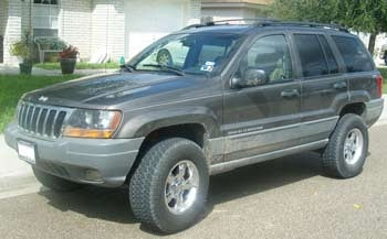1999 Jeep Grand Cherokee Laredo with 2" leveling kit