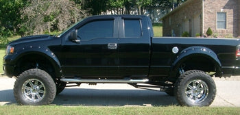2005 Ford F-150 FX4 with a 6†suspension lift kit