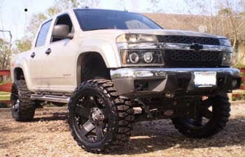 2005 Chevy Colorado Z71 Crew Cab with 9" lift kit