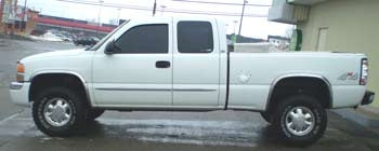 2003 GMC Sierra with ReadyLift leveling kit