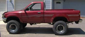 1991 Toyota pickup with 4.5" Rough Country suspension lift kit