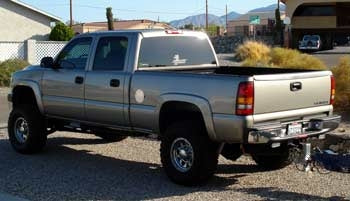 2002 Chevy 2500HD with Fabtech 6" lift kit