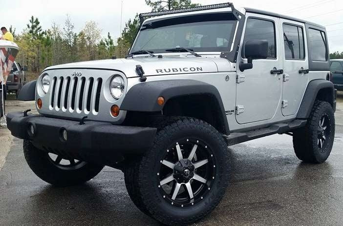2012 Rubicon with Rough Country 3.5" suspension lift kit