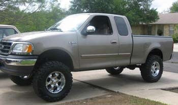 2002 F150 V8 2wd with 7.5" Fabtech lift kit