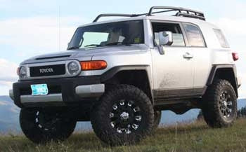 2007 FJ Cruiser with 6" Rough Country Lift kit