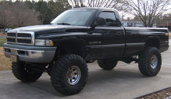 1999 Dodge 2500 with 5.5" Rough Country suspension lift kit
