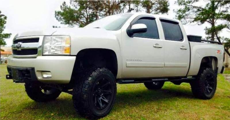 2008 Silverado Z71 with Rough Country 7.5" suspension lift kit