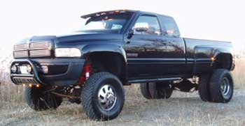 1996 Dodge Ram 3500 Dually CTD 4.5" Skyjacker suspension lift kit, 2" Daystar spacers