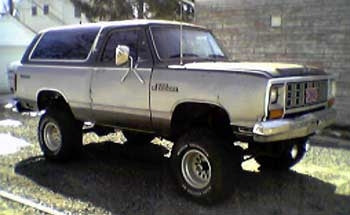 1985 Dodge Ramcharger Prospector 4" Skyjacker lift kit, 3" body lift