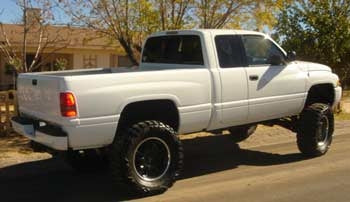 2001 Dodge Ram 1500, 7" suspension lift kit, 3" body lift