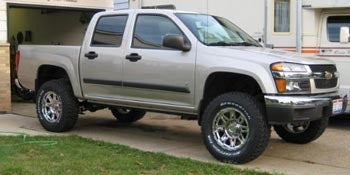 2006 2WD Chevy Colorado Z85 with 5" suspension lift kit