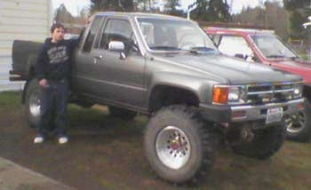 1987 Toyota Pickup Extended Cab 4X4, with a 4.5" lift kit