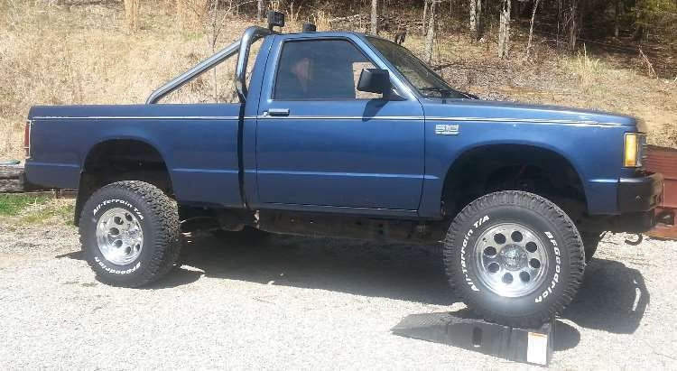 1986 Chevy S10 2.5" suspension lift kit, 3" Performance Accessories body lift