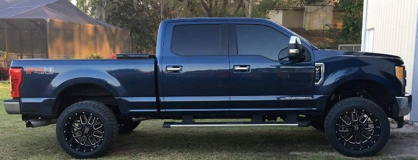 2017 F250 4x4 with 2.5" leveling kit