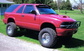 2000 Chevy S10 Blazer with 5" TrailMaster suspension lift kit