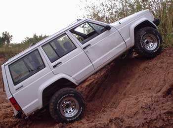 1990 Jeep XJ 3" Rough Country lift kit