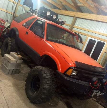 1997 Chevy S10 Blazer 2" body lift