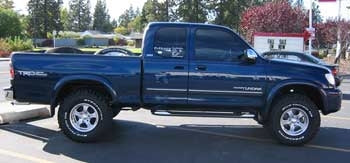 2004 Toyota Tundra SR5 TRD with Revtek 3" suspension lift kit