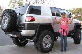2007 Toyota FJ Cruiser with 6" suspension lift kit