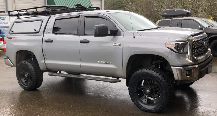 Tundra with an 6" Fabtech Dirt Logic lift kit