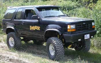 1991 Explorer with Superlift 5.5" suspension lift kit, 3" Performance Accessories body lift