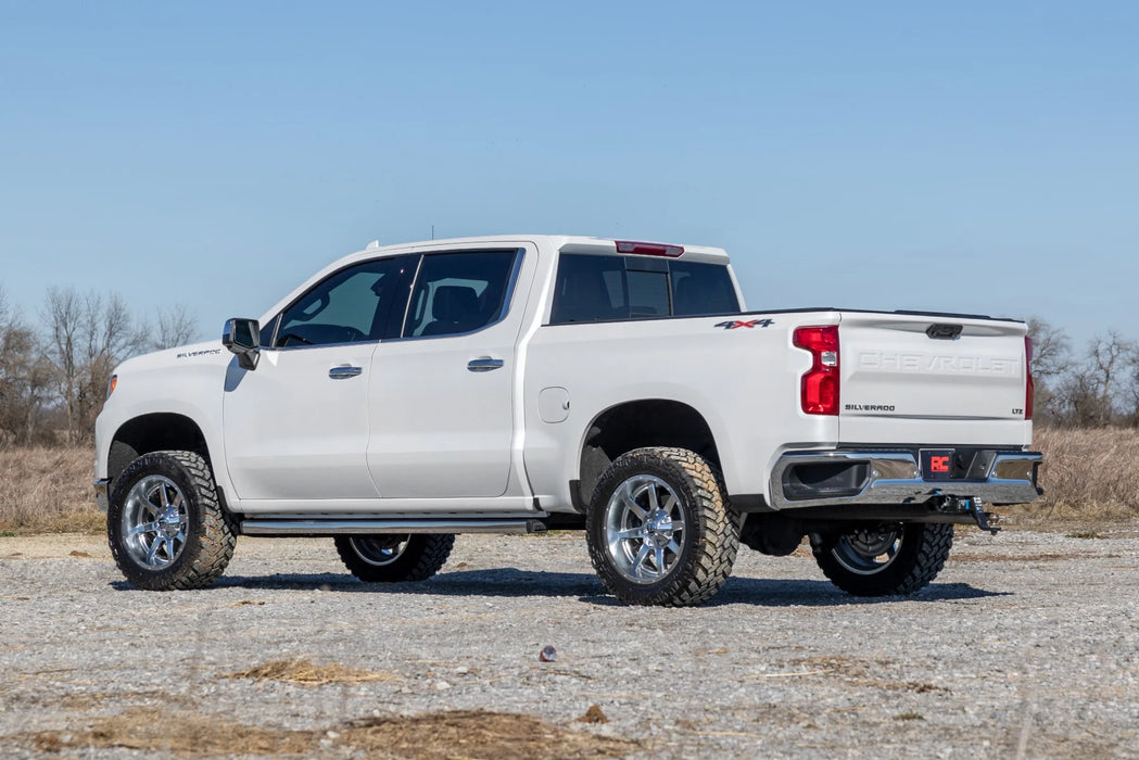 3.5" UCA lift kit for 2025-26 Silverado 1500 by Rough Country