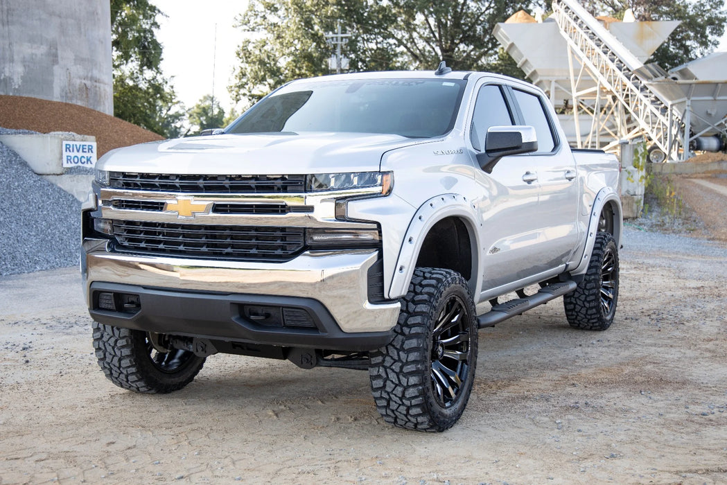 2019-24 Silverado, Sierra 1500, 2500HD, 3500HD Crew Cab Oval Nerf Steps