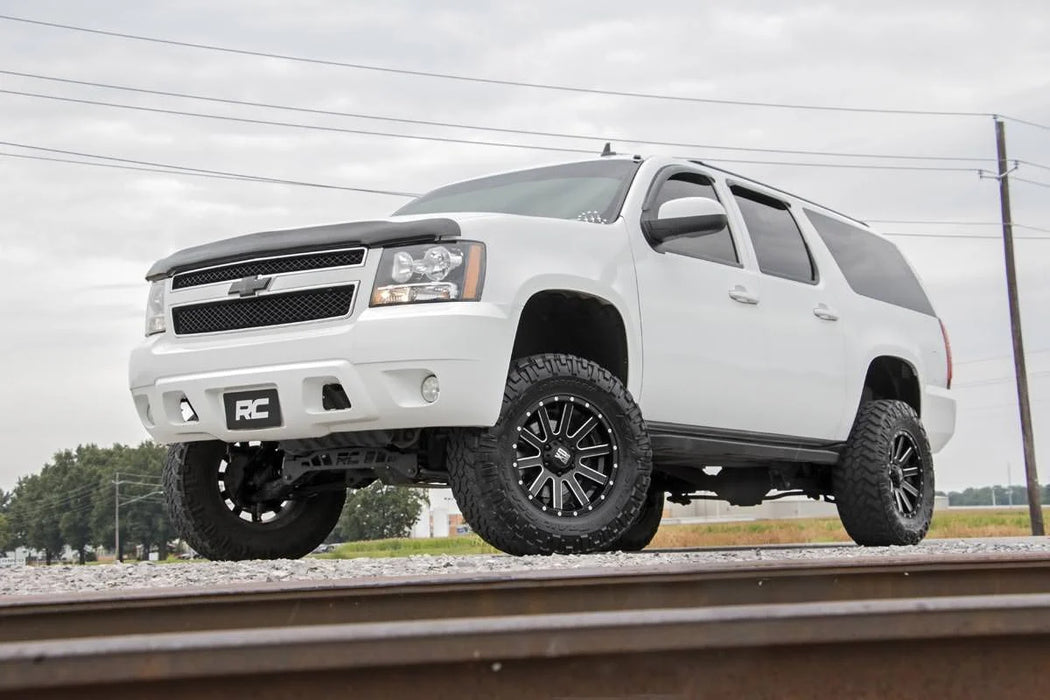 7" lift kit for 2007-14 Suburban, Yukon XL 1500 by Rough Country