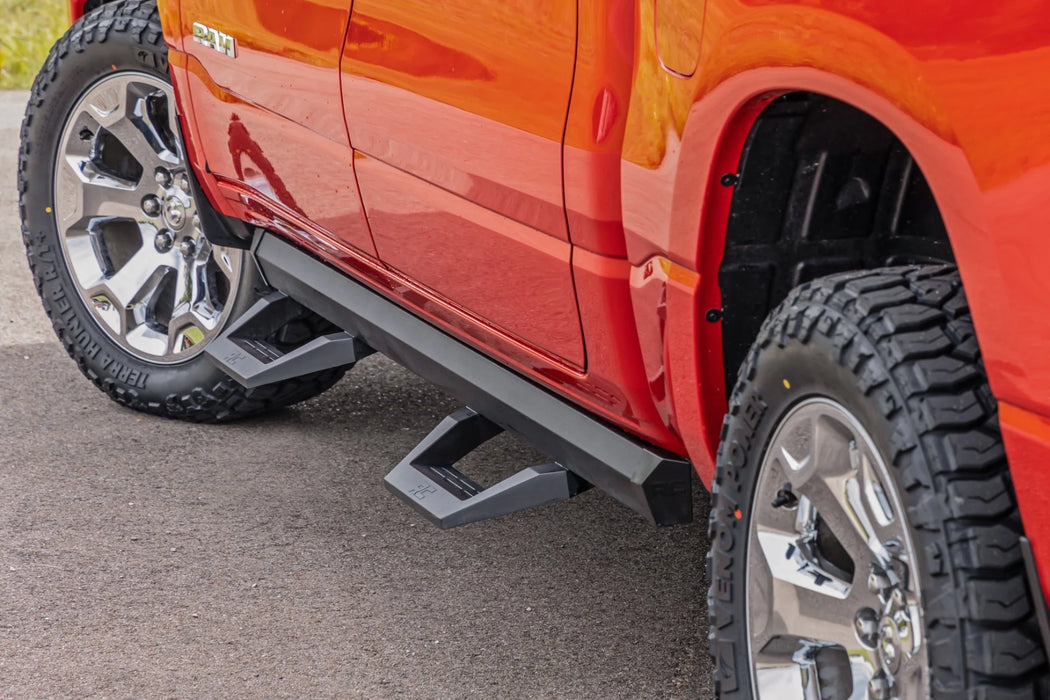 2019-25 Ram 1500 Crew Cab SRX2 Drop Steps
