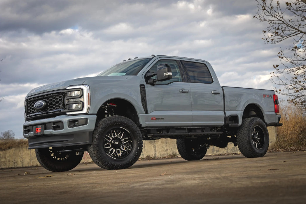 4.5" lift kit for 2023-26 Ford F250, F350 Super Duty by Rough Country