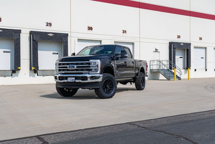 4" Radius Arm Lift Kit w/Falcon 2.1 Shocks 2023-26 Ford F250, F350 Diesel Super Duty 4wd
