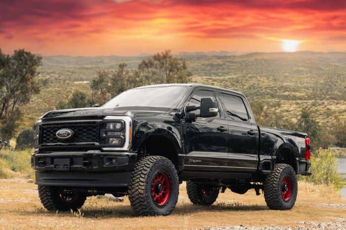 6" Radius Arm Lift Kit w/Falcon 2.1 Shocks 2023-26 Ford F250, F350 Diesel Super Duty 4wd