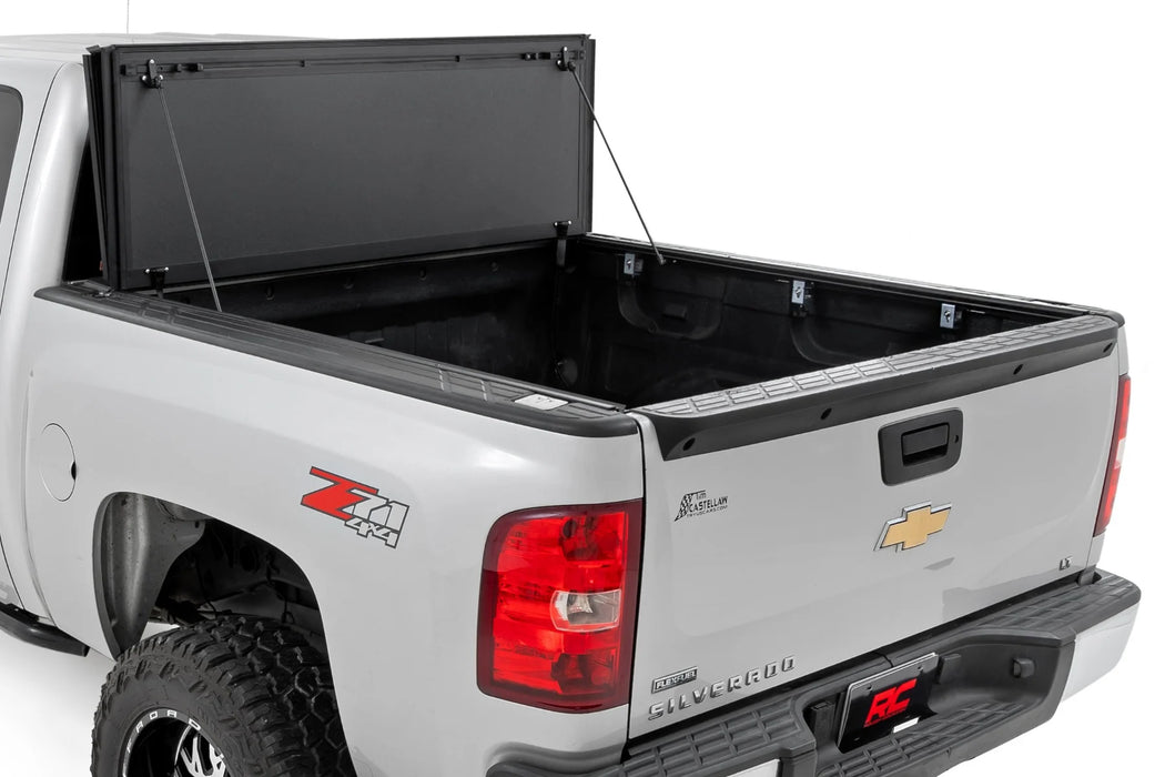2007-13 Silverado, Sierra 1500 5'6" Bed with Rail Caps, Hard Low Profile Tri-Fold Tonneau Cover