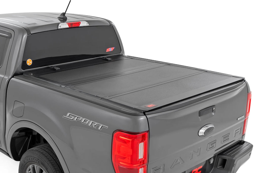 Silverado, Sierra 1500, 2500HD, 3500HD Hard Tri-Fold Tonneau Cover