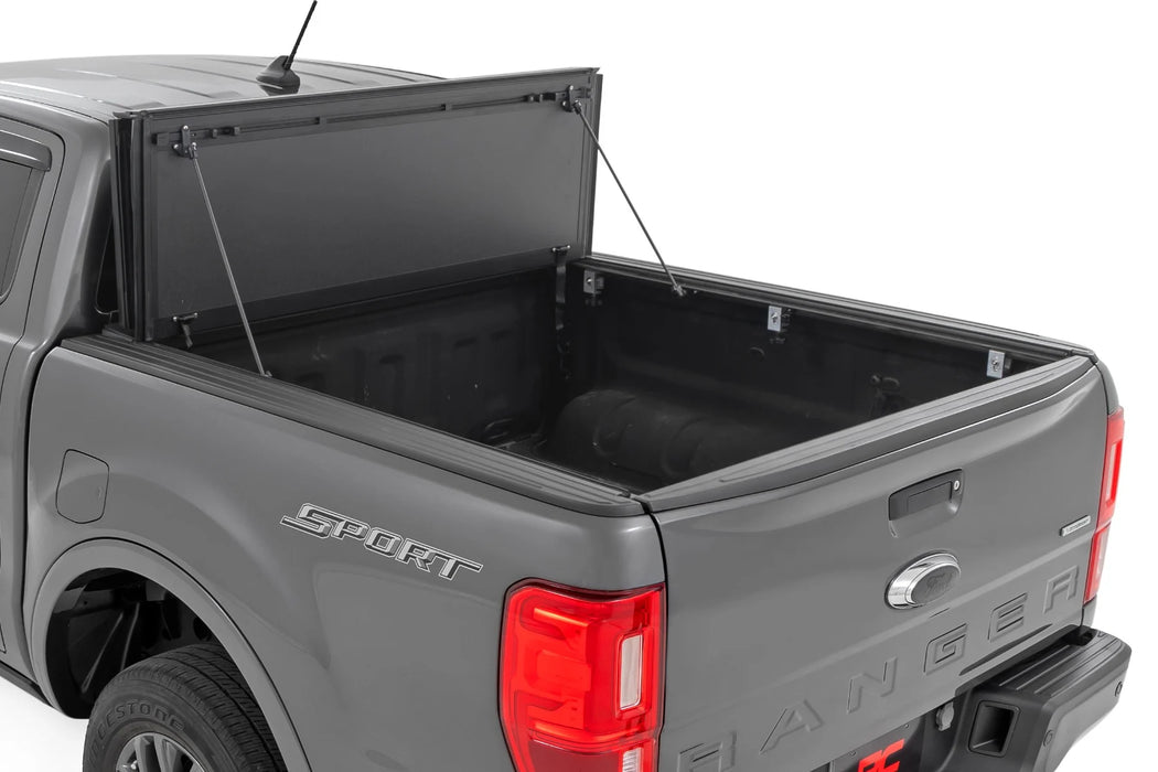 Silverado, Sierra 1500, 2500HD, 3500HD Hard Tri-Fold Tonneau Cover