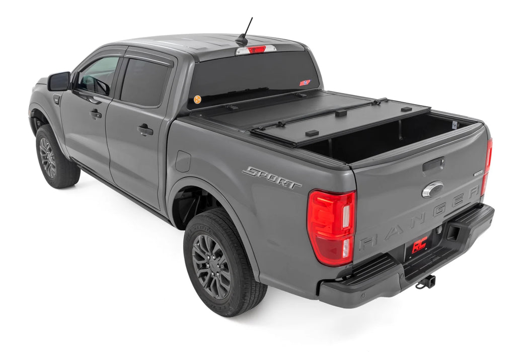Silverado, Sierra 1500, 2500HD, 3500HD Hard Tri-Fold Tonneau Cover