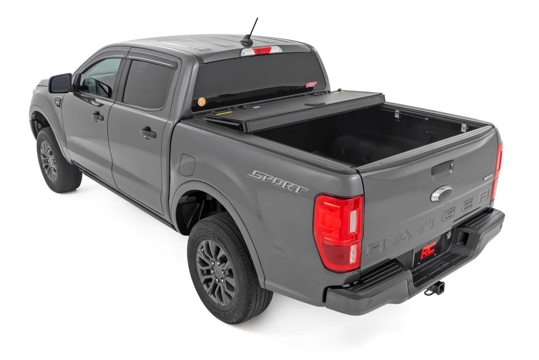 Silverado, Sierra 1500, 2500HD, 3500HD Hard Tri-Fold Tonneau Cover