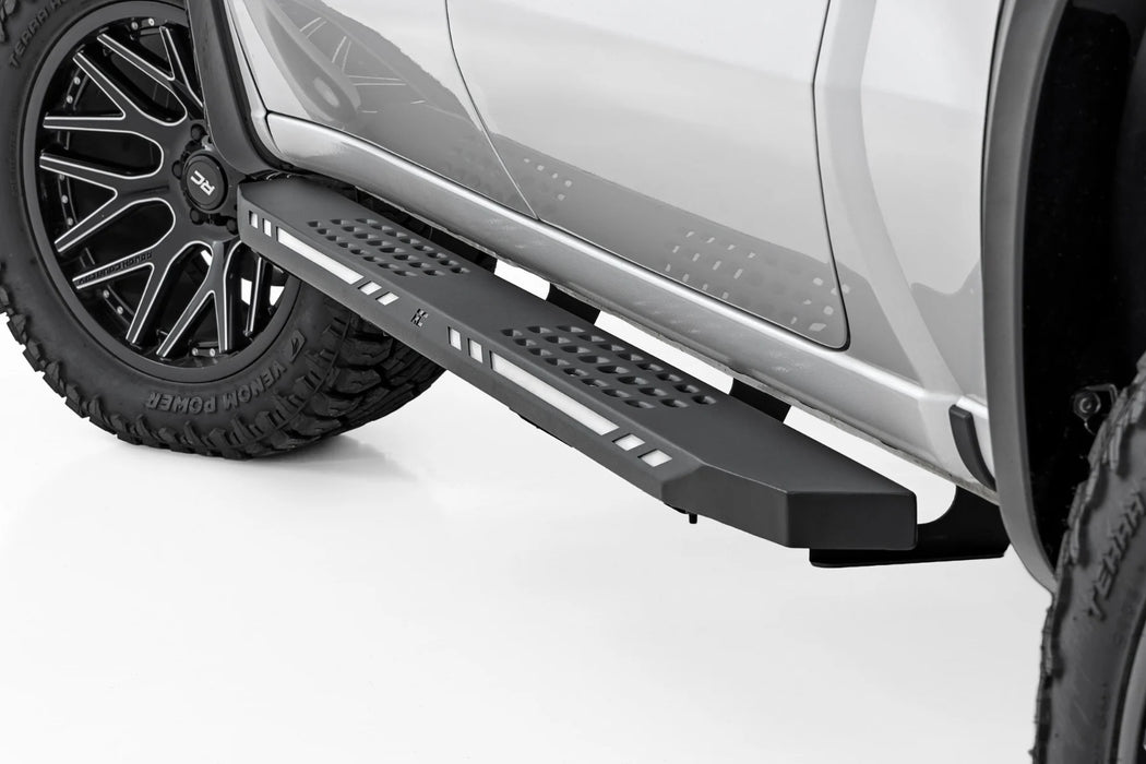 AC2 Running Boards 19-26 for Chevy/GMC 1500, 20-25 2500HD, 3500HD